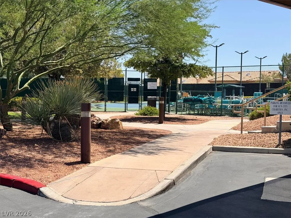 2833 Breakers Creek Drive Las Vegas, NV 89134