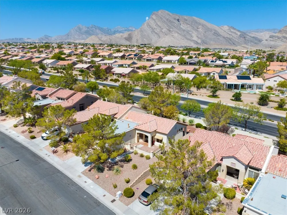 2833 Breakers Creek Drive Las Vegas, NV 89134