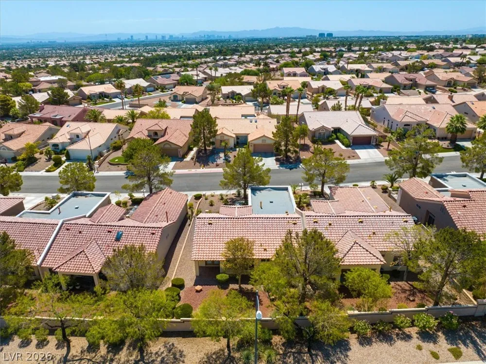 2833 Breakers Creek Drive Las Vegas, NV 89134