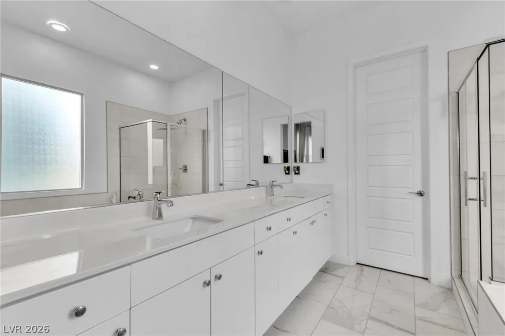 11250 Cactus Tower Avenue #102 Las Vegas, NV 89135