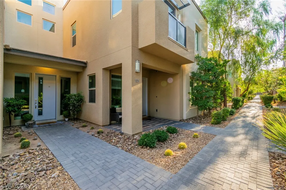 11250 Cactus Tower Avenue #102 Las Vegas, NV 89135