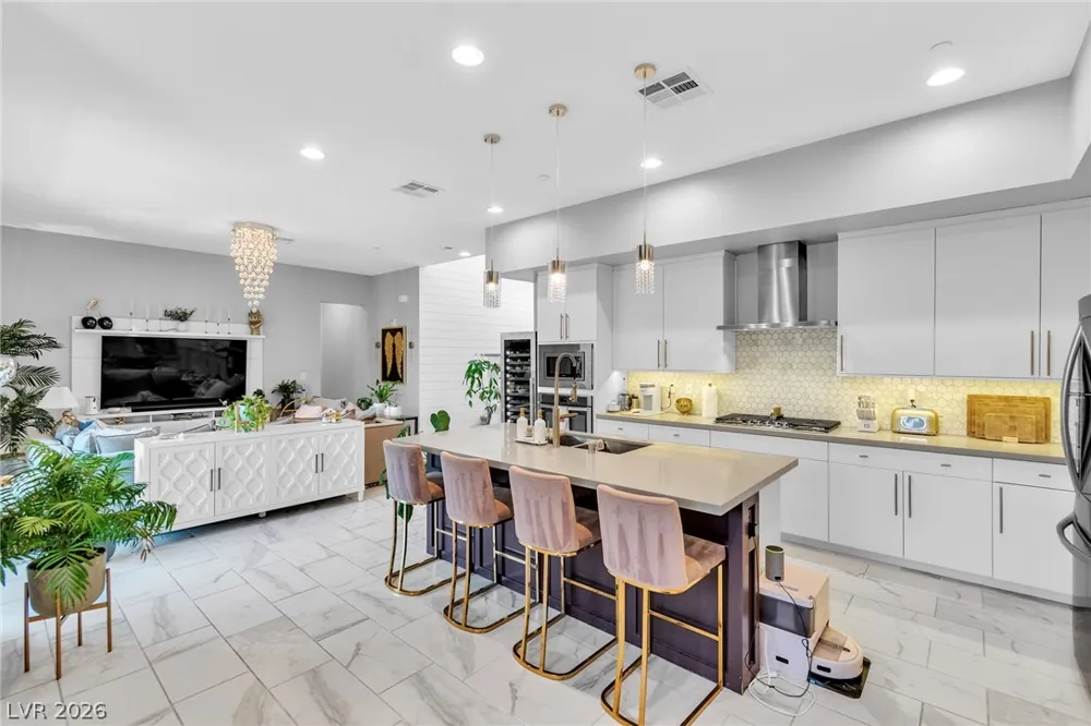 11250 Cactus Tower Avenue #102 Las Vegas, NV 89135
