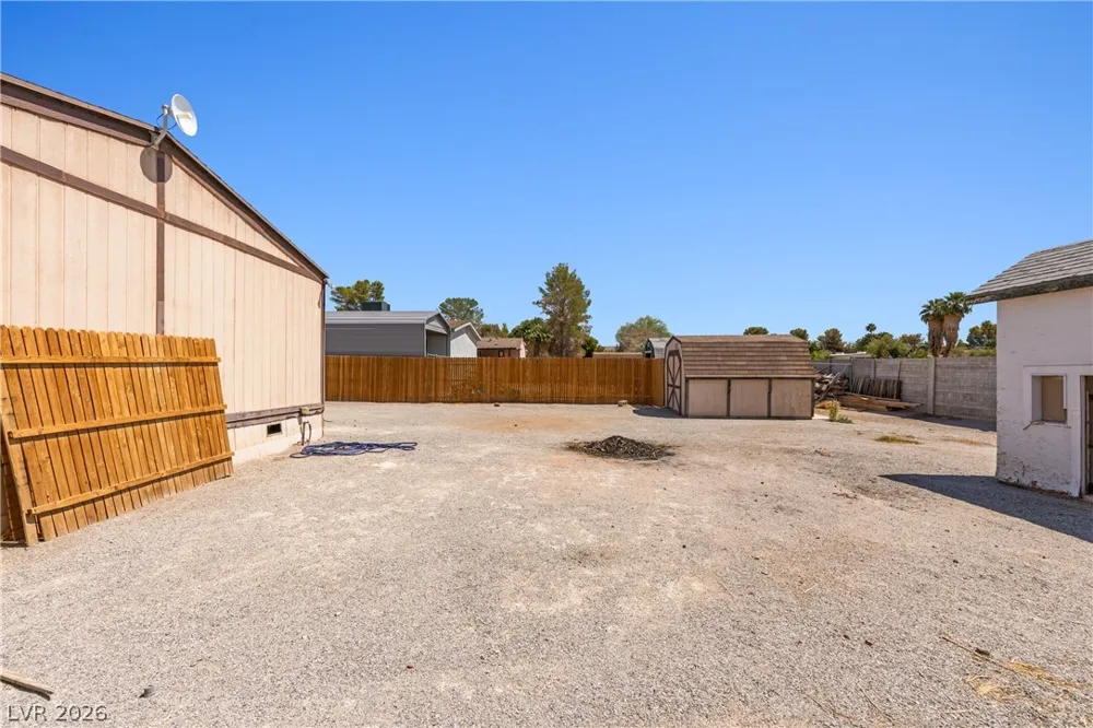 203 Trailzend Avenue Overton, NV 89040