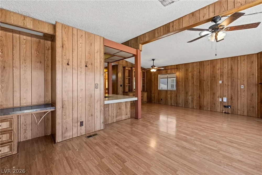 203 Trailzend Avenue Overton, NV 89040