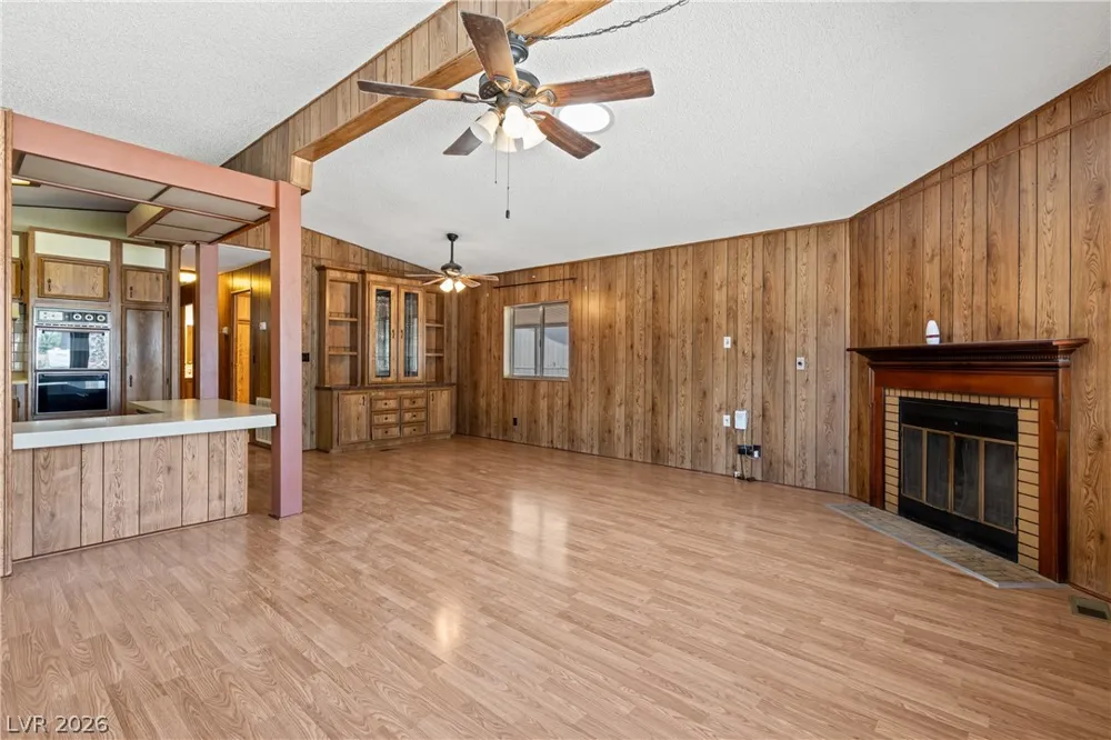 203 Trailzend Avenue Overton, NV 89040