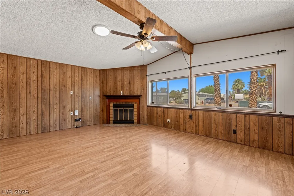 203 Trailzend Avenue Overton, NV 89040