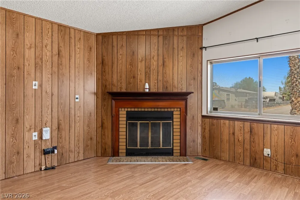 203 Trailzend Avenue Overton, NV 89040