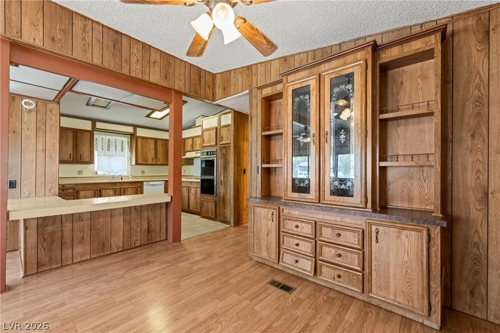 203 Trailzend Avenue Overton, NV 89040