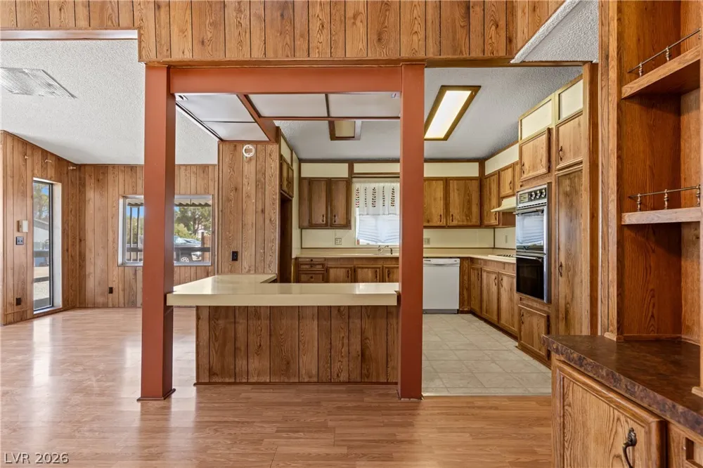 203 Trailzend Avenue Overton, NV 89040