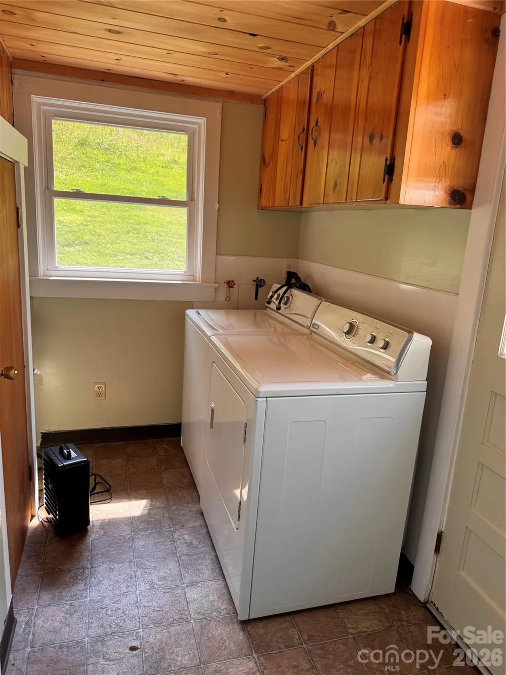 189 Old NC 181 Highway Newland, NC 28657