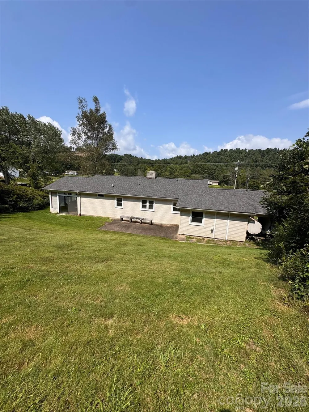 189 Old NC 181 Highway Newland, NC 28657