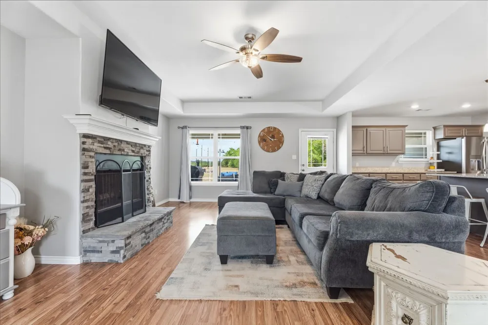 8520 County Road 3614 Murchison, TX 75778