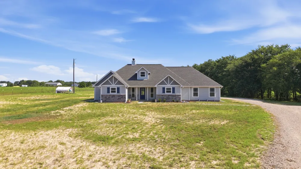 8520 County Road 3614 Murchison, TX 75778