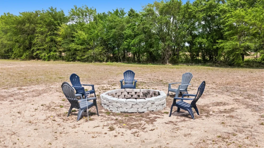 8520 County Road 3614 Murchison, TX 75778