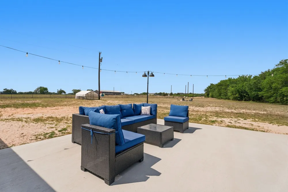 8520 County Road 3614 Murchison, TX 75778