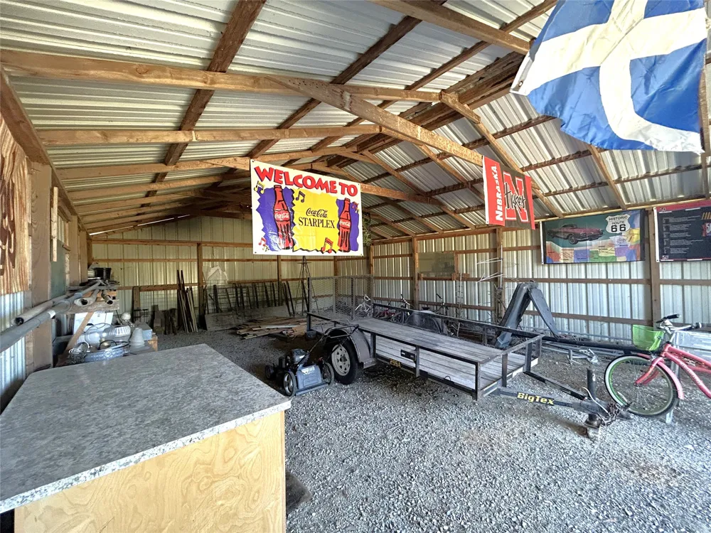 1689 W FM 898 Bonham, TX 75418