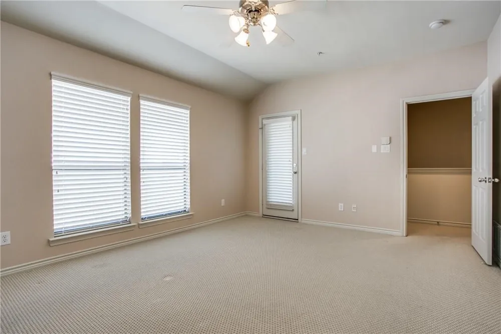 2415 Stutz Drive #D Dallas, TX 75235