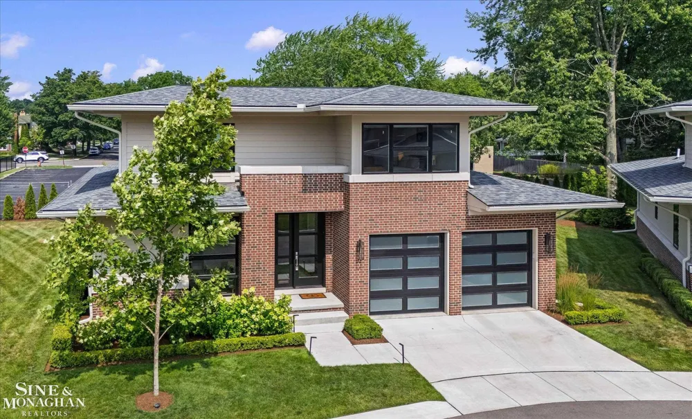 361 Moselle Place Grosse Pointe Farms City, MI 48236