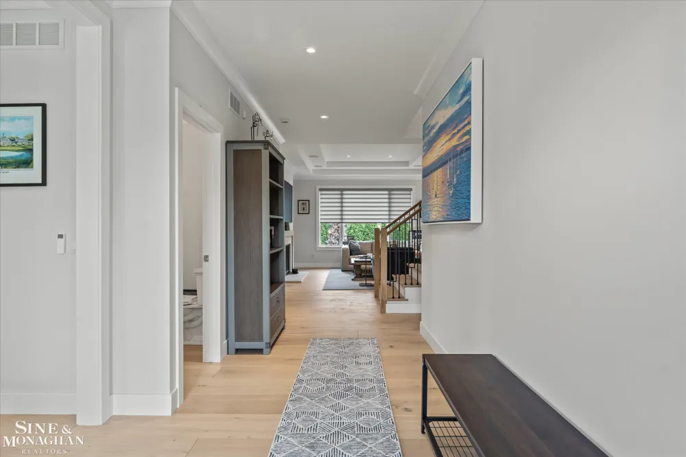 361 Moselle Place Grosse Pointe Farms City, MI 48236