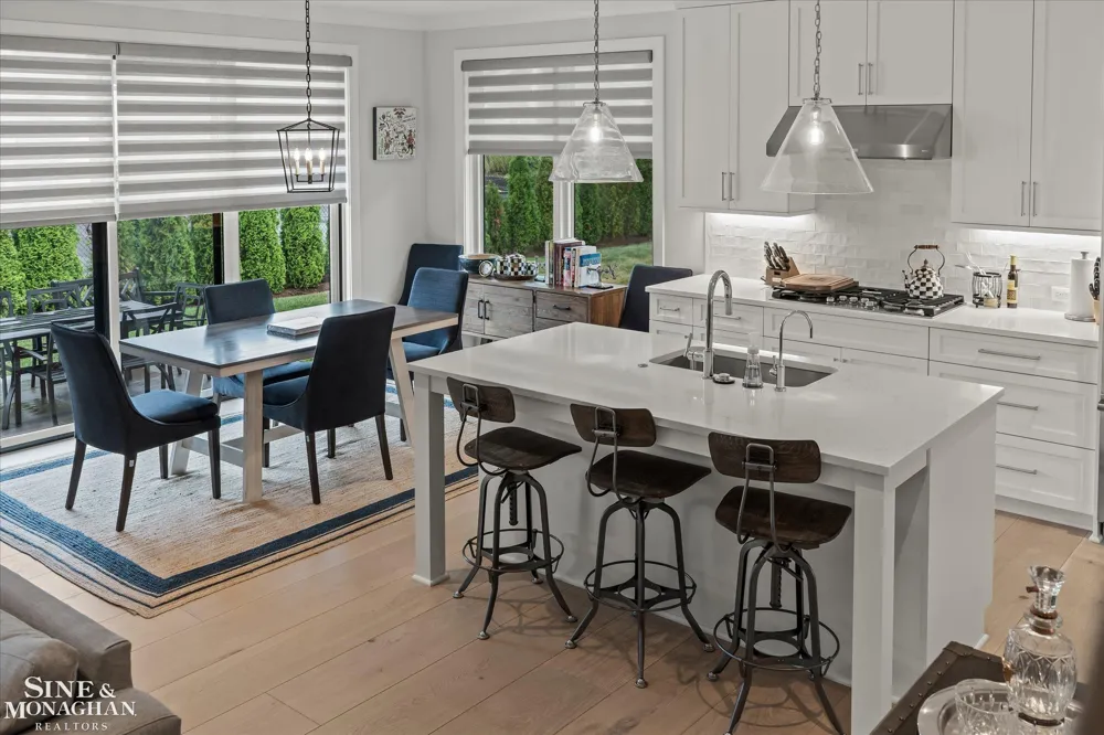 361 Moselle Place Grosse Pointe Farms City, MI 48236