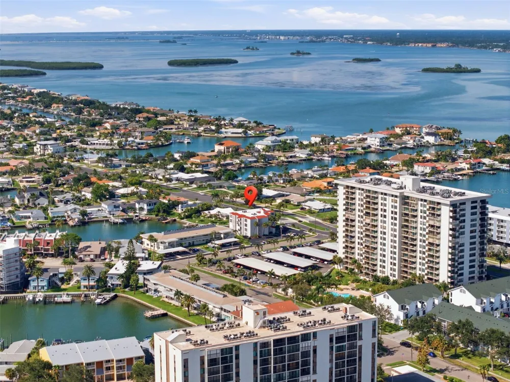 298 SKIFF POINT #103 Clearwater, FL 33767