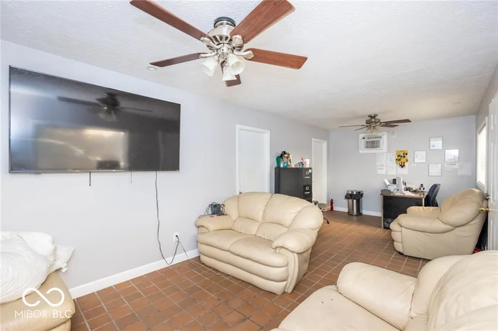 1101 S East Street Indianapolis, IN 46225