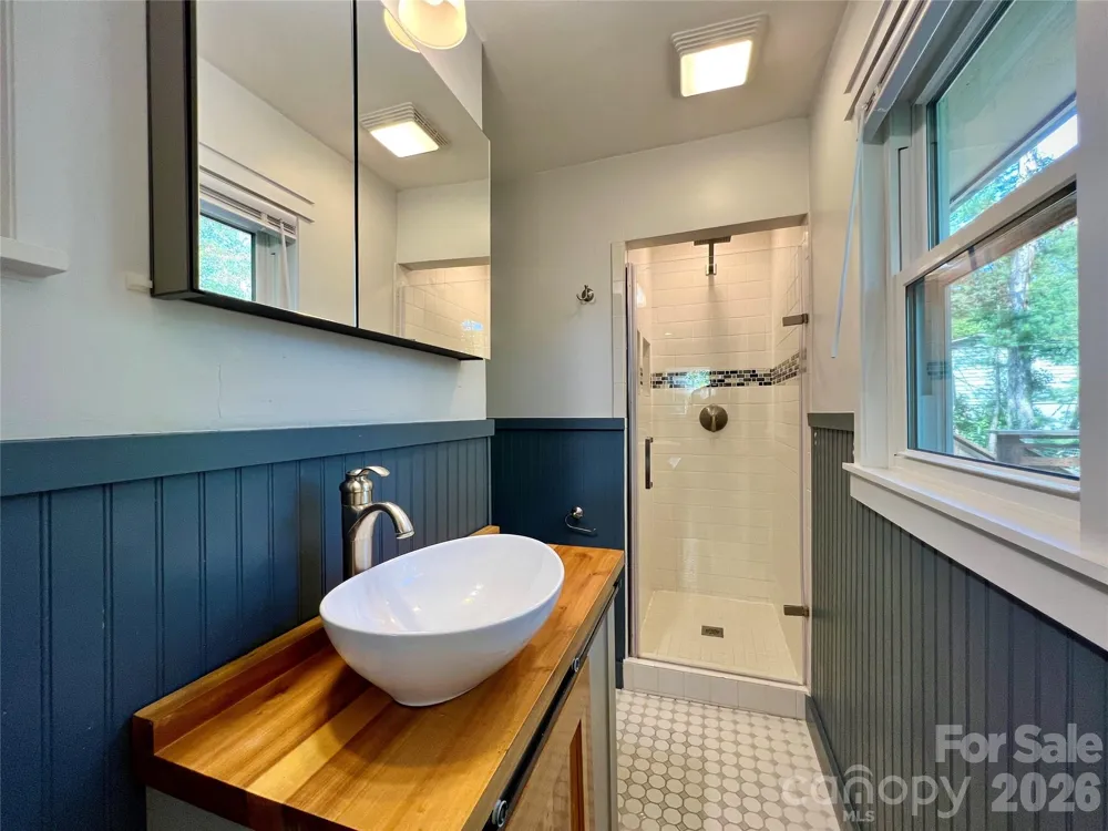 3 Mount Royal Drive Arden, NC 28704