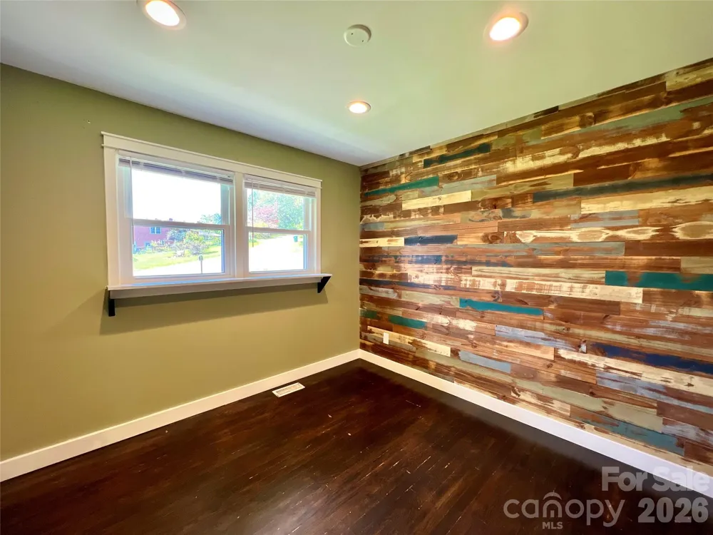 3 Mount Royal Drive Arden, NC 28704
