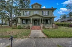 311 E and West Street Minden, LA 71055