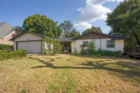 112 Oaktree Drive