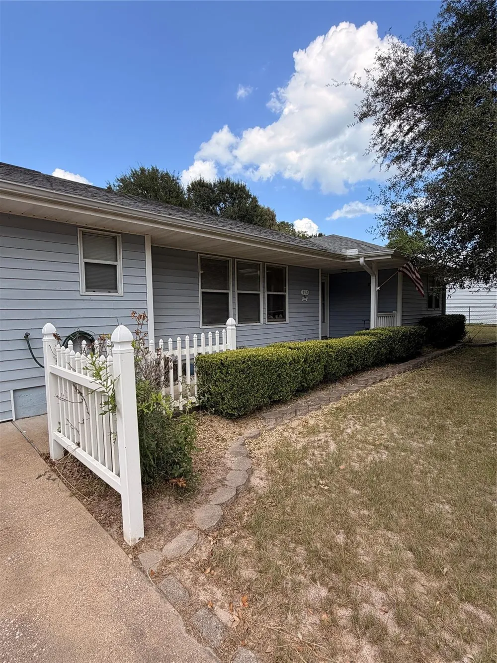 192 Moon Beam Drive Trinity, TX 75862
