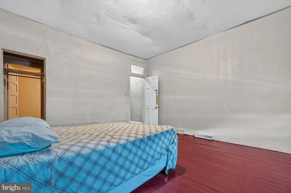 1712 POPLAR GROVE STREET Baltimore, MD 21216