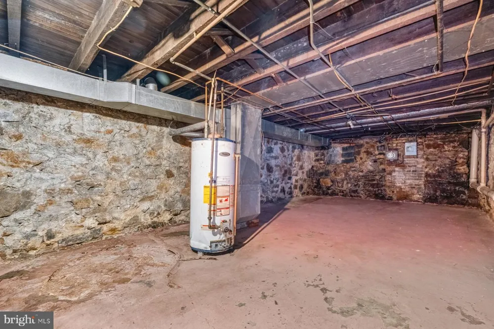 1712 POPLAR GROVE STREET Baltimore, MD 21216