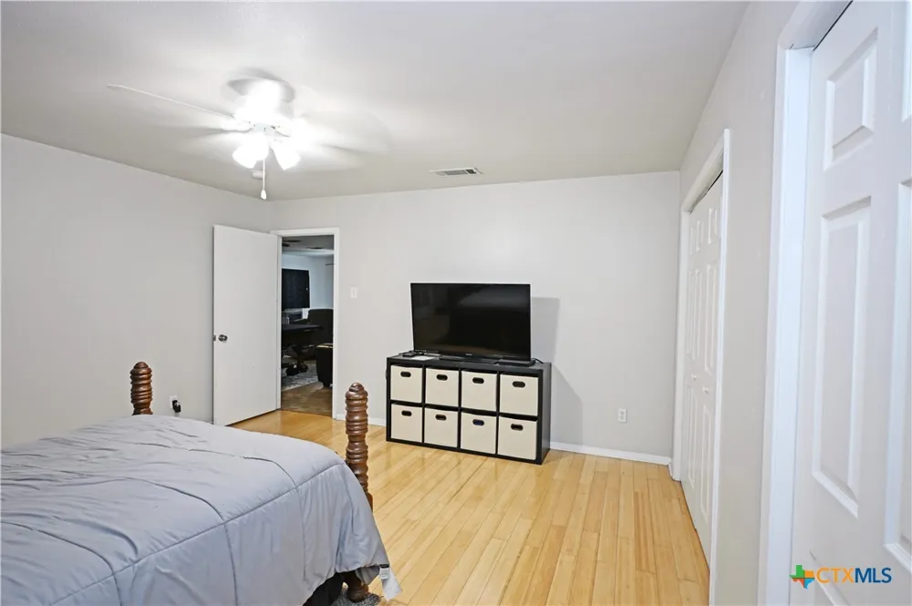 321 High Low Drive New Braunfels, TX 78132