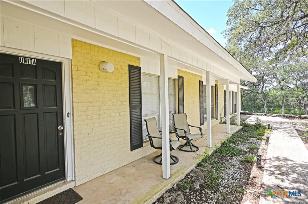 321 High Low Drive New Braunfels, TX 78132