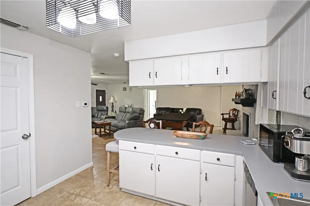 321 High Low Drive New Braunfels, TX 78132