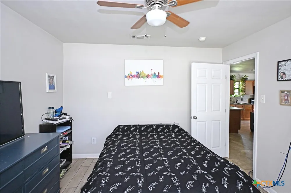 321 High Low Drive New Braunfels, TX 78132