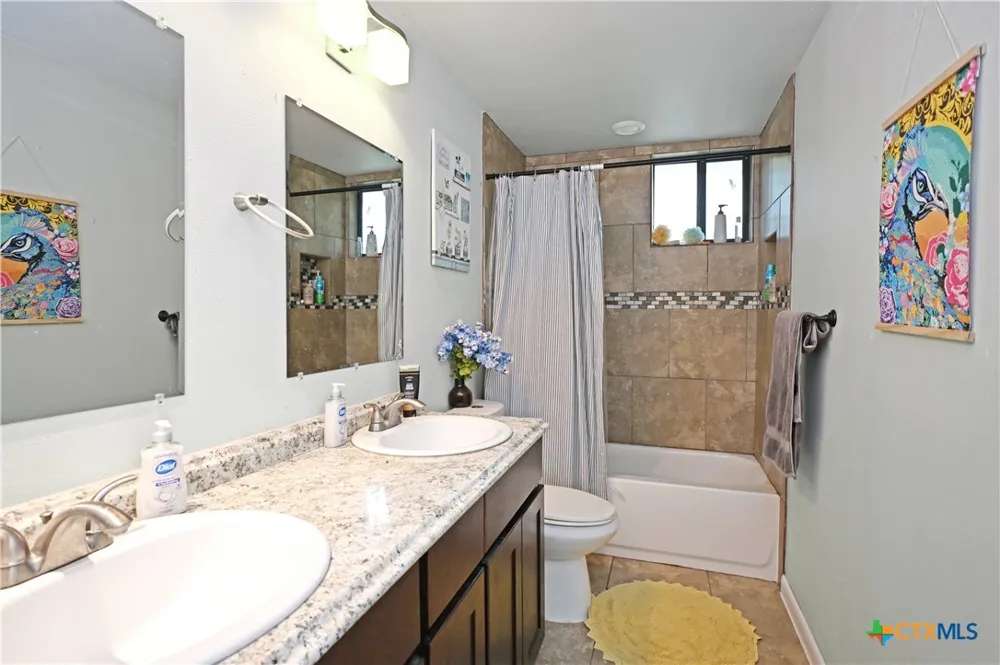 321 High Low Drive New Braunfels, TX 78132