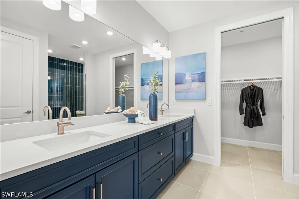 Giardino Drive #11-103 Naples, FL 34114