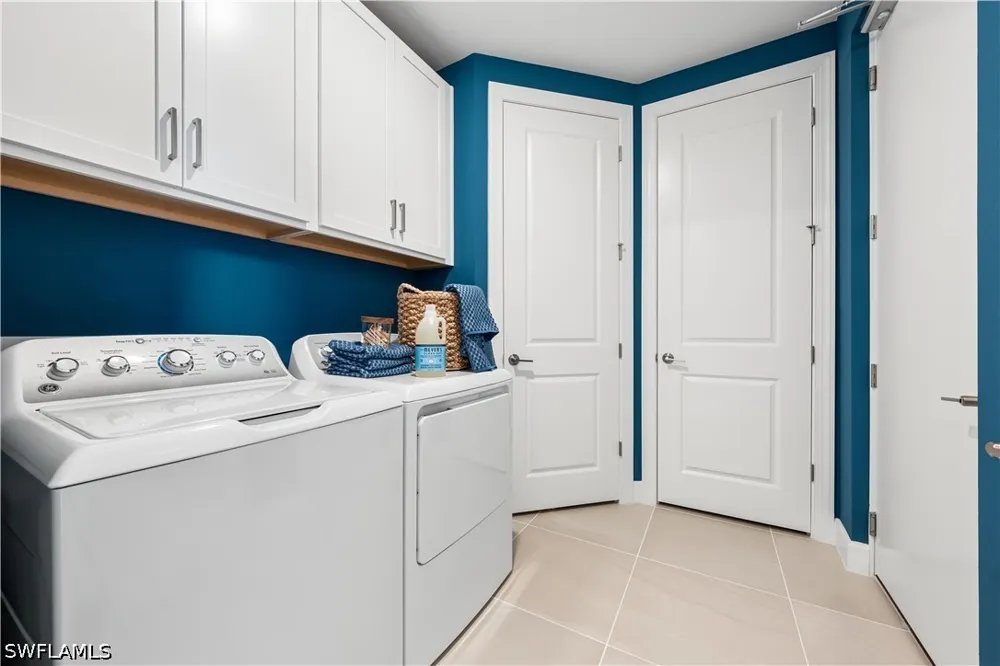 Giardino Drive #11-103 Naples, FL 34114