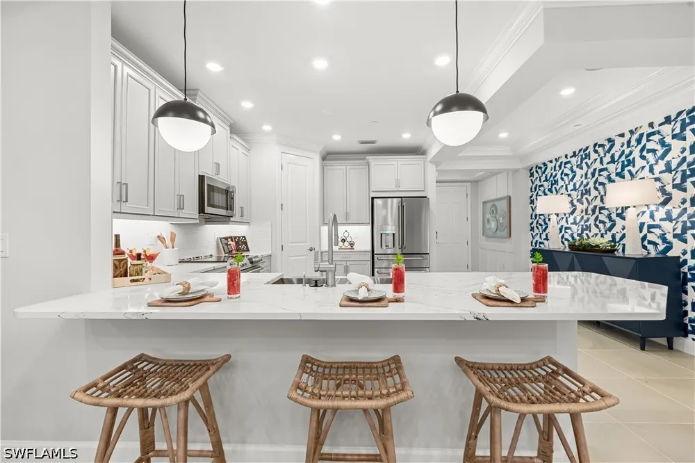 Giardino Drive #11-103 Naples, FL 34114