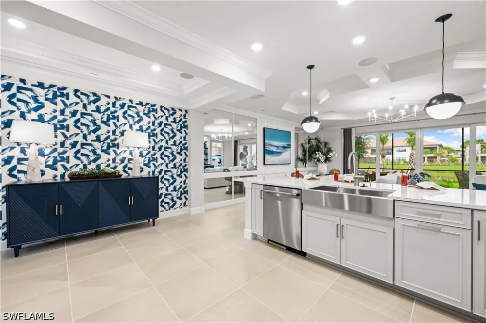 Giardino Drive #11-103 Naples, FL 34114