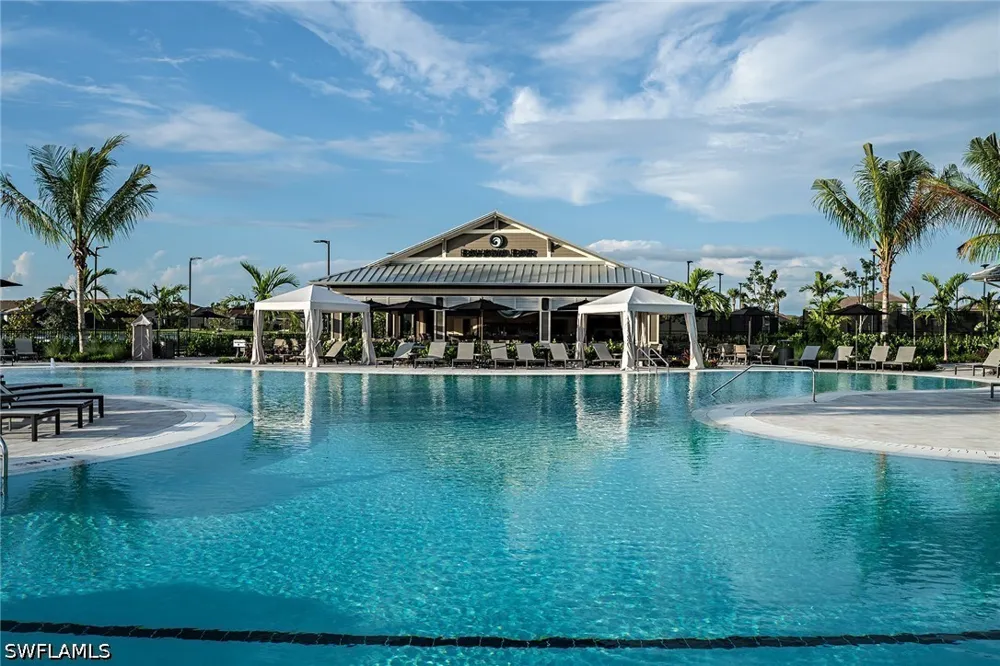 Giardino Drive #11-103 Naples, FL 34114