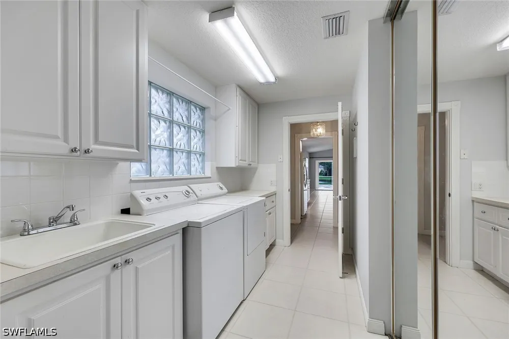 Kingston Way Naples, FL 34119