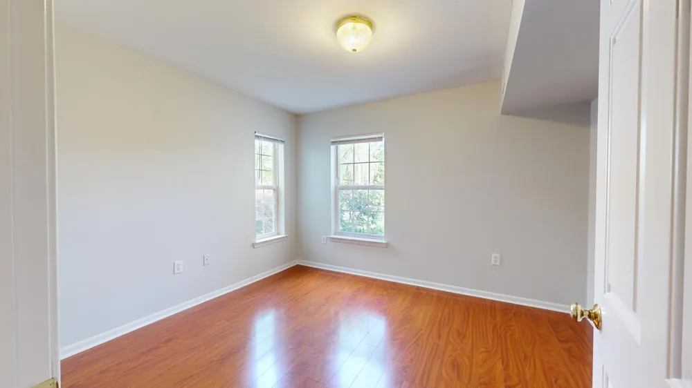 2771 S Knightsbridge Circle Ann Arbor, MI 48105