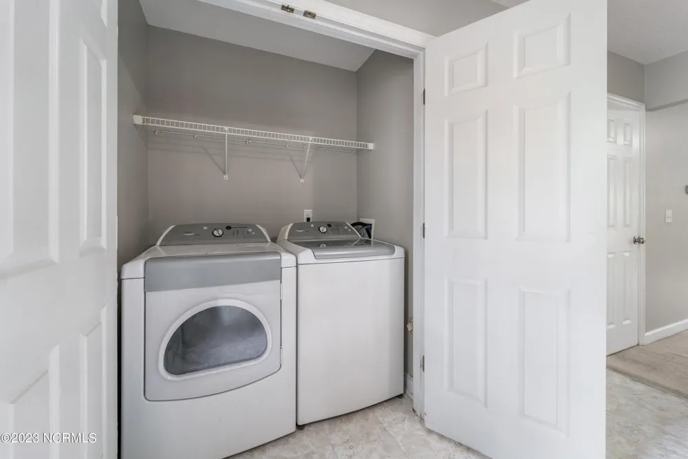 300 Burley Drive #10 Hubert, NC 28539
