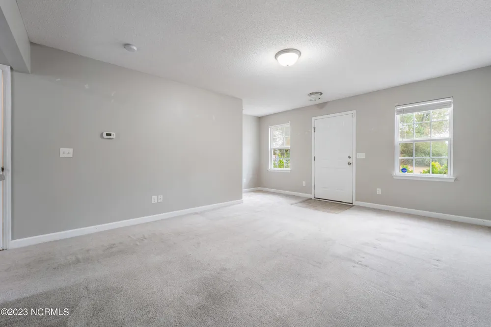 300 Burley Drive #10 Hubert, NC 28539