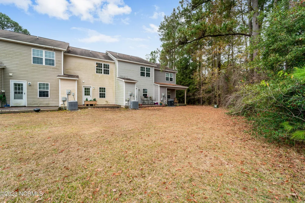 300 Burley Drive #10 Hubert, NC 28539