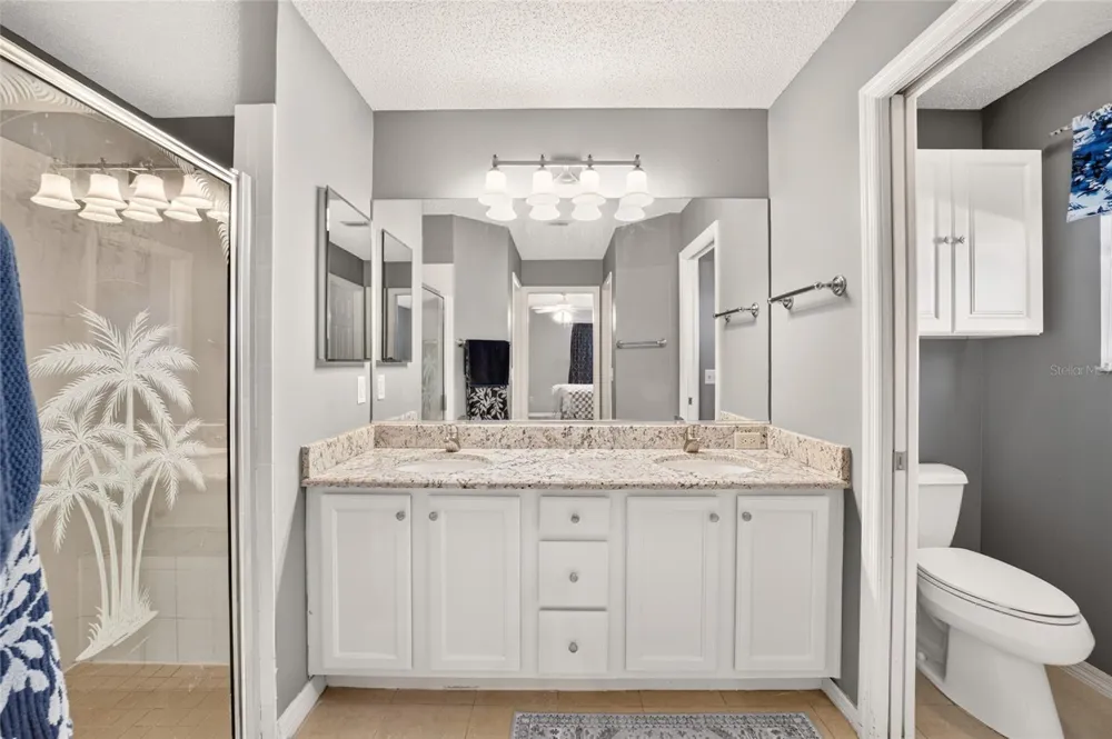 1563 HOLLYBERRY PLACE The Villages, FL 32162