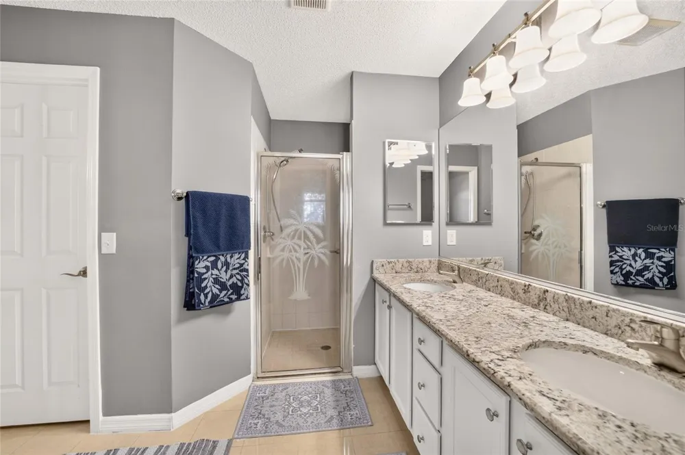 1563 HOLLYBERRY PLACE The Villages, FL 32162